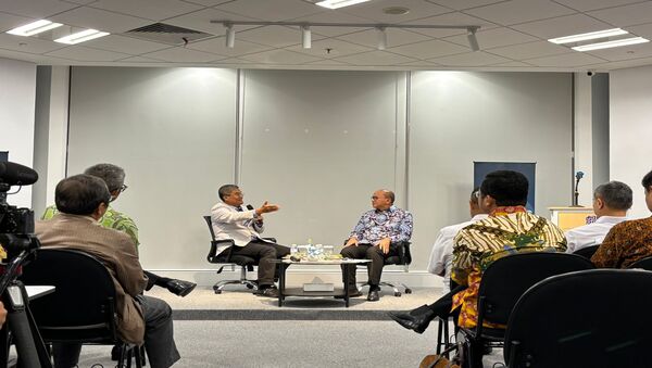 rosan-roeslani-investasi-jadi-ujung-tombak-kebangkitan-industri-nasional