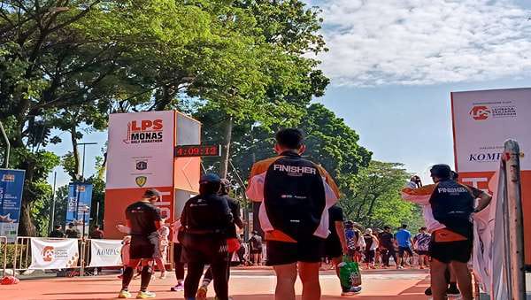 Diikuti 6.000 pelari, Rano Karno sebut LPS Monas Half Marathon berdampak pada sektor pariwisata