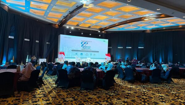 ma-ruf-amin-ekonomi-syariah-harus-jadi-pilar-baru-pembangunan-nasional