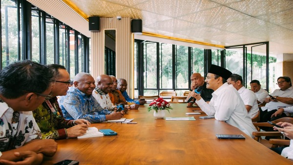 Gus Ipul Dorong Sekolah Rakyat Masuk Prioritas Papua Barat