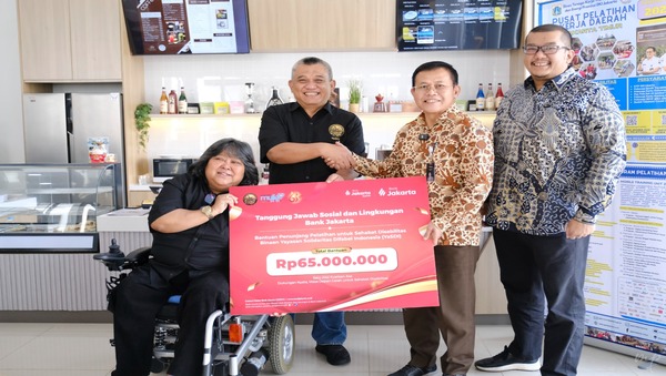Bank Jakarta Berikan Bantuan Pelatihan bagi Sahabat Disabilitas Binaan YaSDI