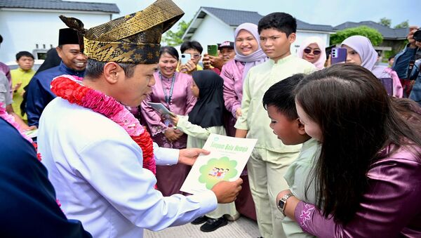 Wamendikdasmen Dorong Sekolah di Dumai Perkuat Trigatra Bangun Bahasa dan Transformasi Digital