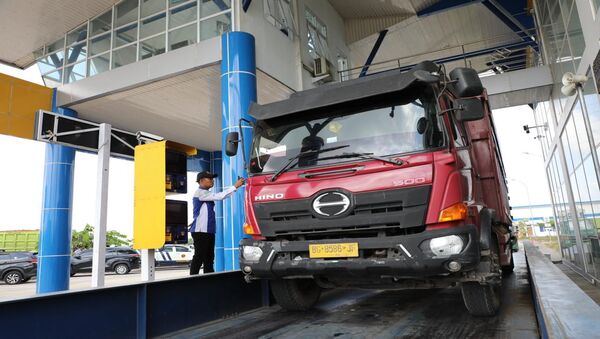 kepatuhan-angkutan-barang-meningkat-kemenhub-catat-75-persen-kendaraan-tidak-melanggar