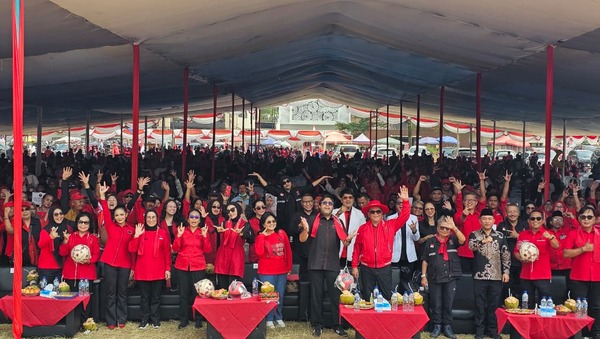 peringati-hari-asi-hasto-pdip-fokus-perjuangkan-gizi-ibu-anak