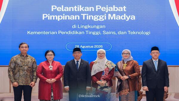 mendiktisaintek-lantik-sekjen-dan-irjen-kemdiktisaintek-perkuat-integritas-dan-tata-kelola