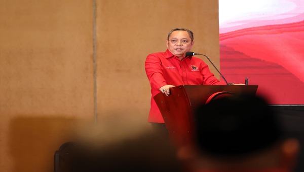 Deddy Sitorus: "Ada Pesan dalam Pidato Politik AHY"