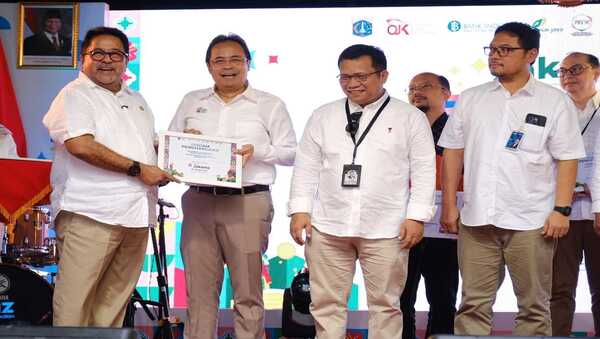 wagub-rano-karno-minta-digitalisasi-pasar-diiringi-pendampingan-pedagang