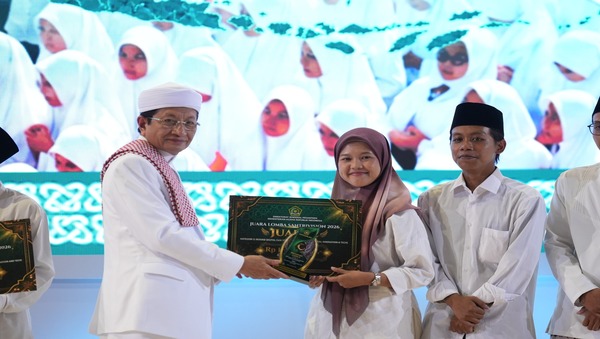 menag-dorong-santri-kuasai-teknologi-dan-ai-tanpa-tinggalkan-tradisi-pesantren